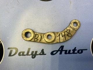 Кронштейн стойки стабилизатора левый BMW 530i 2002г. Июль контрактная Кронштейн стойки стабилизатора левый BMW 530i 2002г. Июль