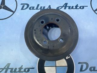Шкив помпы BMW 525i 2003