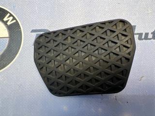 Фото запчасти накладка на педаль тормоза BMW 750i 2008 контрактная запчасть Запчасть накладка на педаль тормоза BMW 750i 2008