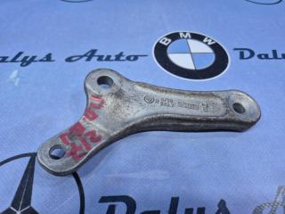 Кронштейн стойки стабилизатора передний правый BMW 525i 2007 контрактная Кронштейн стойки стабилизатора передний правый BMW 525i 2007