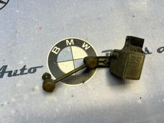 Фото запчасти датчик дорожного просвета BMW 528i 1997 контрактная запчасть Запчасть датчик дорожного просвета BMW 528i 1997