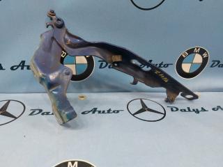 Запчасть петля капота левая VOLVO XC70 2009