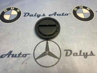Запчасть крышка фары Mercedes-Benz c-class 01/09/2010