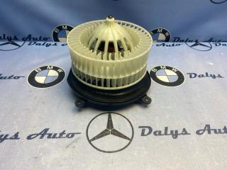 Фото запчасти мотор печки Mercedes-Benz E-class 11/06/2002 контрактная запчасть Запчасть мотор печки Mercedes-Benz E-class 11/06/2002