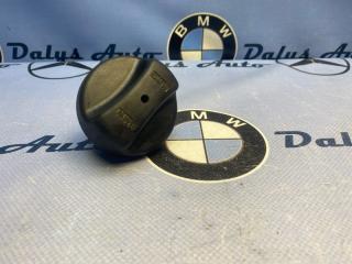Фото запчасти крышка горловины бензобака BMW 530i 2001-10-25 контрактная запчасть Запчасть крышка горловины бензобака BMW 530i 2001-10-25