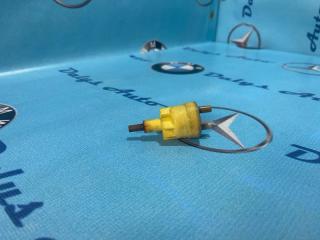 Фото запчасти обратный клапан Mercedes-Benz 1989 контрактная запчасть Запчасть обратный клапан Mercedes-Benz 1989