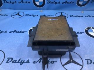 Фото запчасти бардачок центральной консоли Mercedes-Benz E-class 15/03/2004 контрактная запчасть Запчасть бардачок центральной консоли Mercedes-Benz E-class 15/03/2004