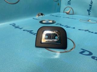 Запчасть крепежное ухо багажника BMW 745i 2004