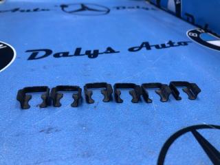 Запчасть скоба крепления форсунки BMW 525i 2000