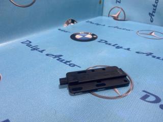 Запчасть антенна бесключевого доступа BMW 530i 2007