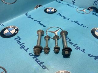 Фото запчасти развальные болты BMW 530i 2007 контрактная запчасть Запчасть развальные болты BMW 530i 2007