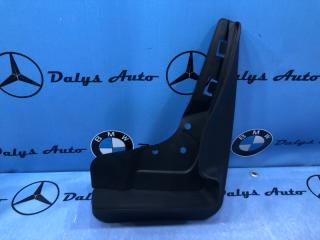 Брызговик передний правый Mercedes-Benz M-class