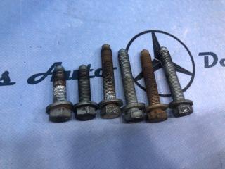 Фото запчасти болты подрамника передние BMW 525i 2000 контрактная запчасть Запчасть болты подрамника передние BMW 525i 2000