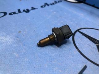 Запчасть датчик температуры масла двс BMW 528i 1998