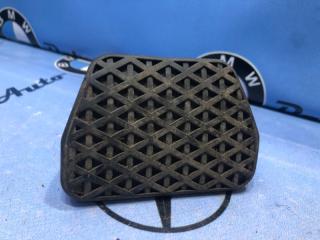 Фото запчасти накладка педали тормоза BMW 525i 2007г. Сентябрь контрактная запчасть Запчасть накладка педали тормоза BMW 525i 2007г. Сентябрь