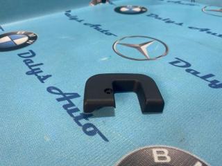 Запчасть накладка замка двери правая Mercedes-Benz SLK-Class 26/01/1999