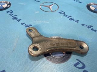 Кронштейн стойки стабилизатора BMW 530i 2005-03-18 контрактная Кронштейн стойки стабилизатора BMW 530i 2005-03-18