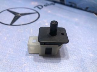 Запчасть концевик двери Mercedes-Benz E-class 05/07/1999