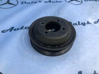 Шкив помпы BMW 525i 2002