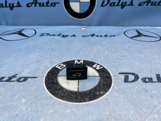 Запчасть кнопка открывания багажника BMW 525i 2007