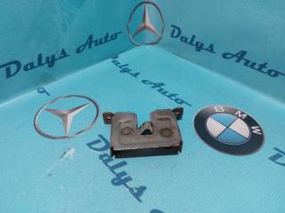 Замок капота BMW 130 2006