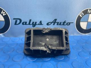 Запчасть поддомкратник BMW 550i 2006-03-31