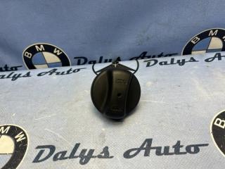 Запчасть крышка топливного бака BMW 320i 01.08.2007
