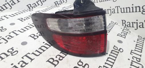 Запчасть фонарь задний правый Toyota Estima 2000-2005