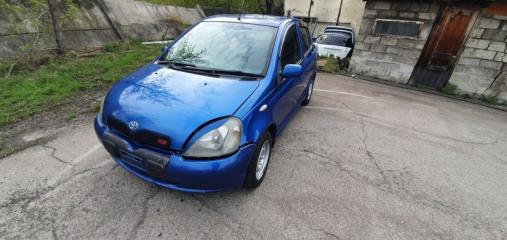 Запчасть авто на разбор Toyota Vitz 2000