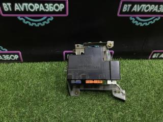 Запчасть блок управления Toyota Crown 1995