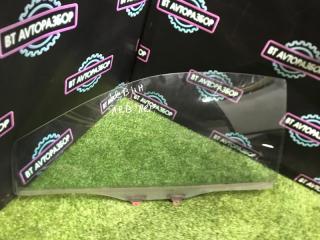 Запчасть стекло двери переднее левое Toyota Corolla levin 1995