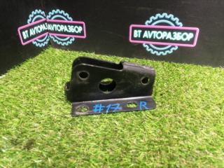 Фото запчасти крепление сиденья заднее Mercedes-Benz G-class 1996 Б/У запчасть Запчасть крепление сиденья заднее Mercedes-Benz G-class 1996