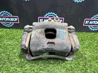 Запчасть суппорт тормозной передний левый Nissan Skyline 1995