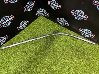 Запчасть молдинг двери задний левый Nissan Skyline 1995