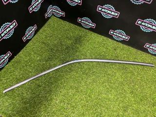 Запчасть молдинг двери передний левый Nissan Skyline 1995