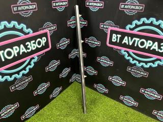 Запчасть молдинг двери передний правый Nissan Skyline 1995