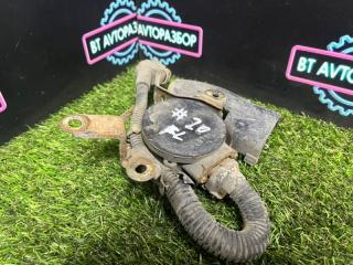 Датчик высоты дорожного просвета передний левый Toyota Celsior 1993