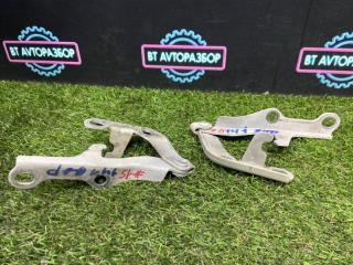 Запчасть петля капота Toyota Crown 1992