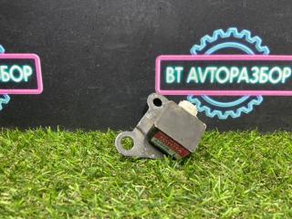 Запчасть датчик подушки безопасности передний левый Toyota Vista 2000