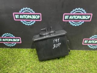 Запчасть фильтр паров топлива Toyota Crown 1992