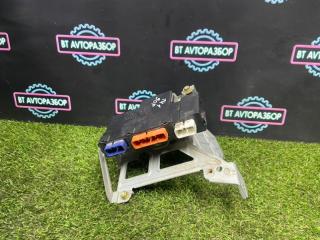 Запчасть блок управления Toyota Crown 1992