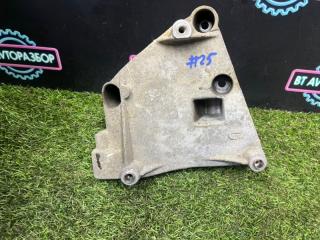 Фото запчасти кронштейн компрессора кондиционера BMW 3-Series 2002 контрактная запчасть Запчасть кронштейн компрессора кондиционера BMW 3-Series 2002