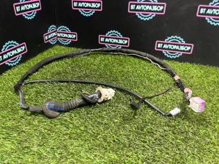 Проводка двери багажника задняя Toyota Vitz 2014 Б/У Проводка двери багажника задняя Toyota Vitz 2014