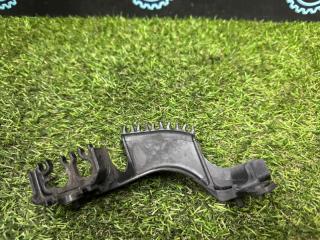 Запчасть кронштейн высоковольтных проводов Toyota Celsior 1993