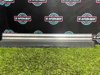 Фото запчасти накладка на порог салона передняя Mercedes-Benz E240 23.12.1998 контрактная запчасть Запчасть накладка на порог салона передняя Mercedes-Benz E240 23.12.1998