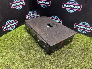 Запчасть карман багажника Toyota Celsior 1993