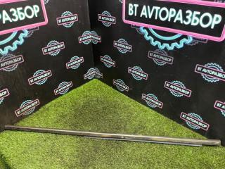 Фото запчасти молдинг стекла задний левый Mercedes-Benz E240 23.12.1998 контрактная запчасть Запчасть молдинг стекла задний левый Mercedes-Benz E240 23.12.1998