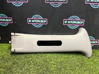 Запчасть накладка на стойку кузова правая Toyota Platz 2000
