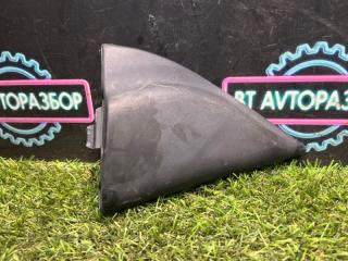 Накладка крепления зеркала передняя правая Toyota Vitz 2000 контрактная Накладка крепления зеркала передняя правая Toyota Vitz 2000