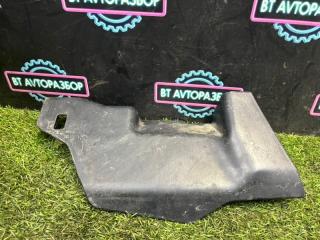 Запчасть накладка в салоне передняя левая Nissan Bluebird 1998